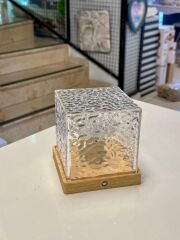 KARE LED MASA LAMBASI