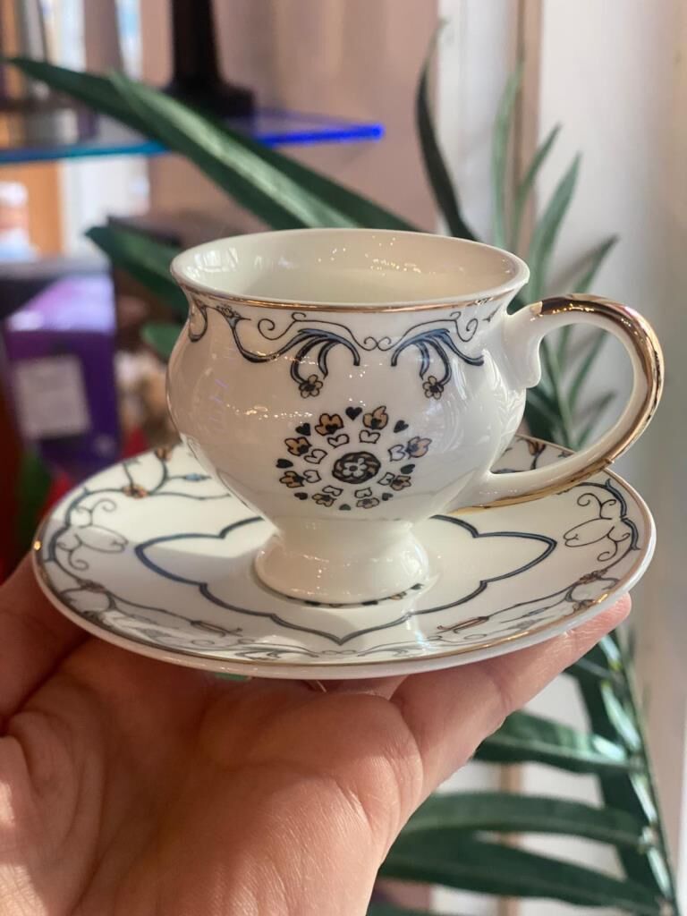 SİYAH ÇİÇEKLİ TEK KİŞİLİK TÜRK KAHVESİ FİNCANI