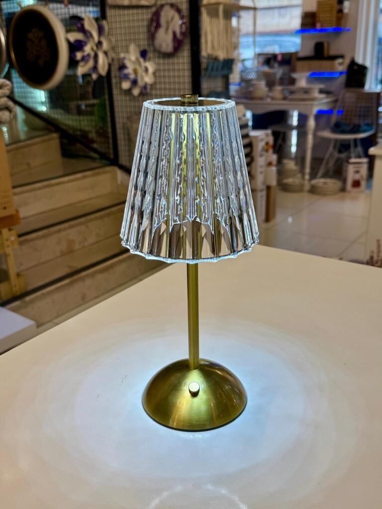 ŞEFFAF TIRTIK  DESEN ŞARJLI LED MASA LAMBASI