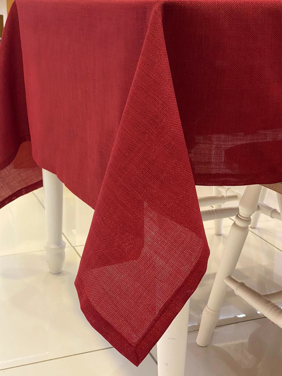 KIRMIZI MASA ÖRTÜSÜ 240X160CM