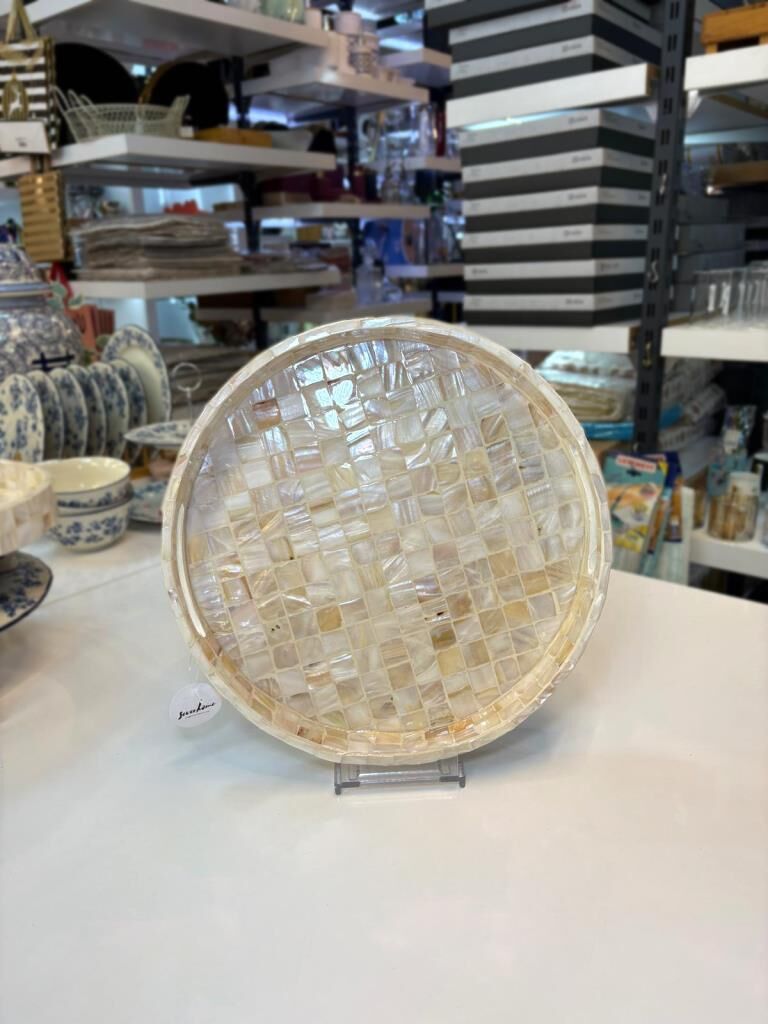 BEJ SEDEFLİ YUVARLAK TEPSİ 32CM