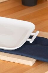 BIANCO PERLA KULPLU KARE SERVİS TABAK 22CM