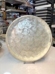 KREM SEDEFLİ YUVARLAK TEPSİ 40CM