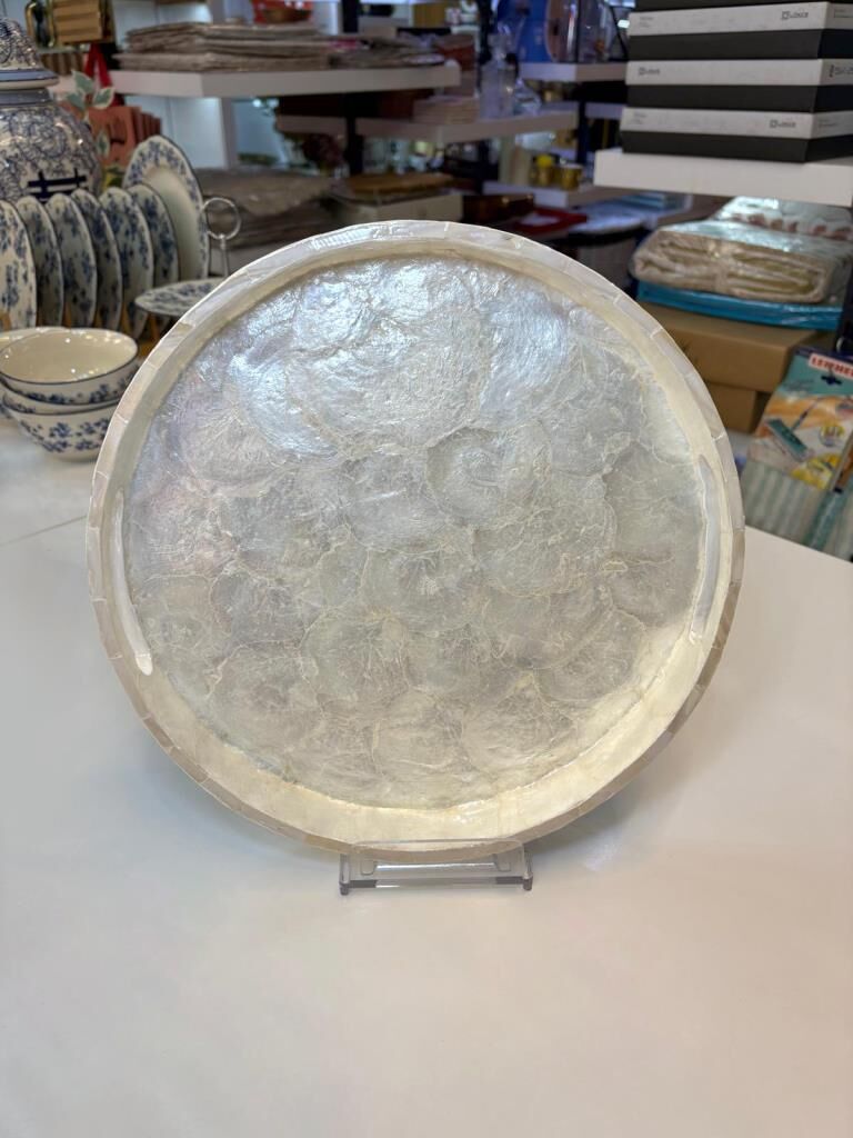 KREM SEDEFLİ YUVARLAK TEPSİ 30CM