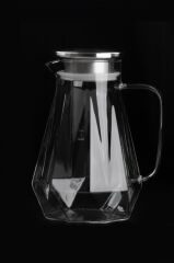 BOROSİLİKAT CAM GEOMETRİK SÜRAHİ 1500ML