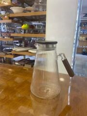 AKASYA KULPLU CAM SÜRAHİ 1800ML