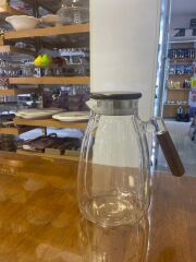 AKASYA KULPLU CAM SÜRAHİ 1800ML