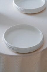 BIANCO LINEA TEKLİ ÇUKUR TABAK 24CM