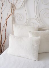 PELUŞ BEYAZ KIRLENT 37x55 CM