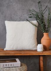 PELUŞ BEYAZ KIRLENT 45x45 CM