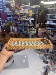 DAMALI DİKDÖRTGEN RATTAN TEPSİ 29X20CM