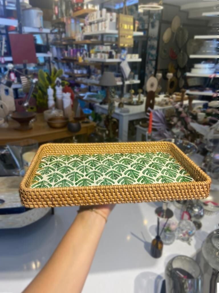 YEŞİL YAPRAK DESEN RATTAN TEPSİ 38X24CM
