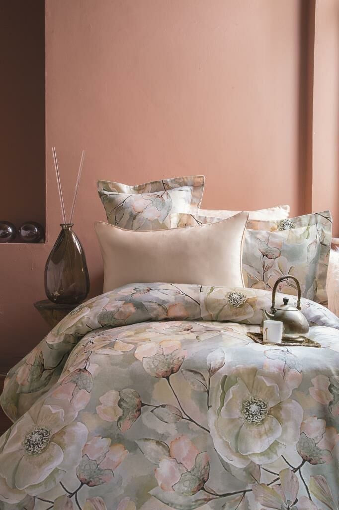 SAKURA 300TC DIJITAL BASKI SATEN ÇİFT KİŞİLİK NEVRESİM TAKIMI
