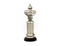 GÜMÜŞ METAL VEZİR DEKOR 37CM
