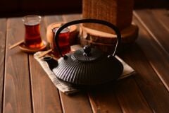 MATE - SİYAH DÖKÜM DEMLİK 1150ML