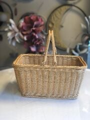 SENTETİK HASIR BEJ DİKDÖRTGEN KAPAKSIZ PİKNİK SEPETİ 34X27X17CM