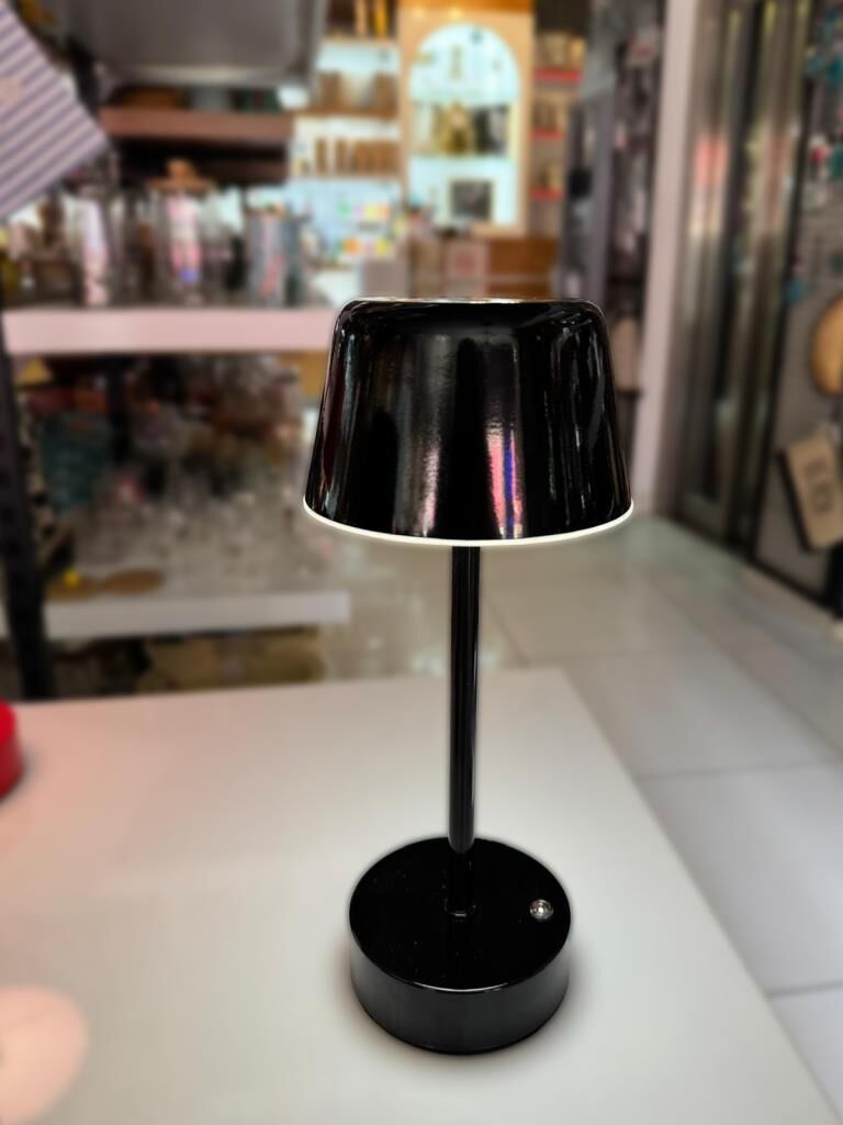 SİYAH MASA LAMBASI 13X30CM