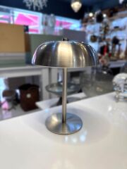 GÜMÜŞ ŞEMSİYE MODEL MASA LAMBASI 15X22CM