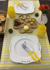 KALP DELİKLİ KARE SERVİS TABAK 26CM