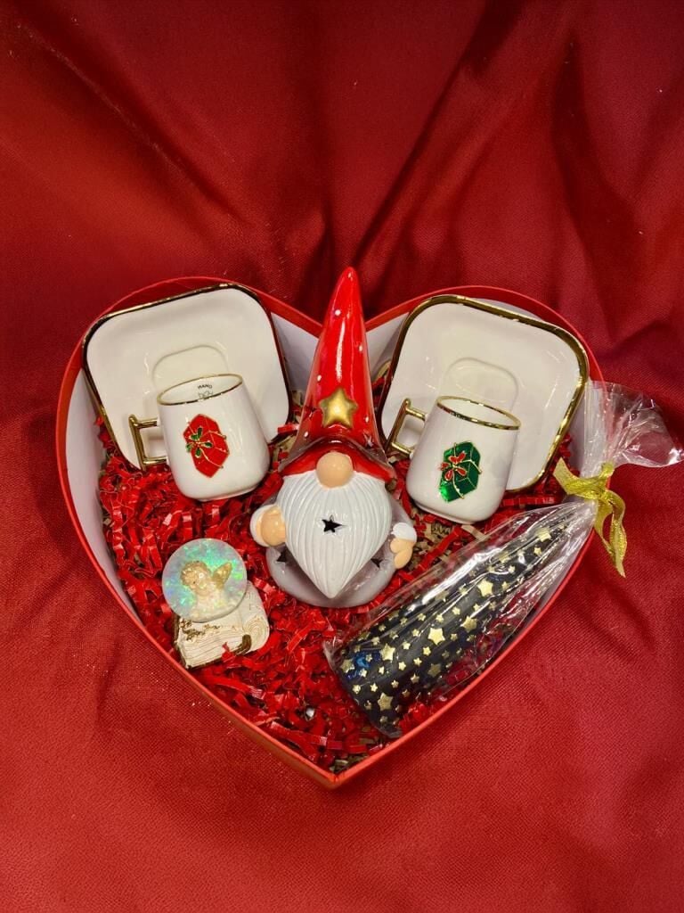 YILBAŞI HEDİYE PAKETİ KUTULU 8 PARÇA