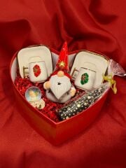 YILBAŞI HEDİYE PAKETİ KUTULU 8 PARÇA