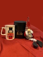 YILBAŞI HEDİYE PAKETİ SİYAH KUTULU 3 PARÇA