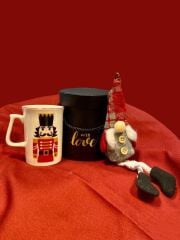 YILBAŞI HEDİYE PAKETİ SİYAH KUTULU 3 PARÇA