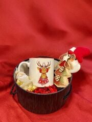 YILBAŞI HEDİYE PAKETİ KUTULU 4 PARÇA