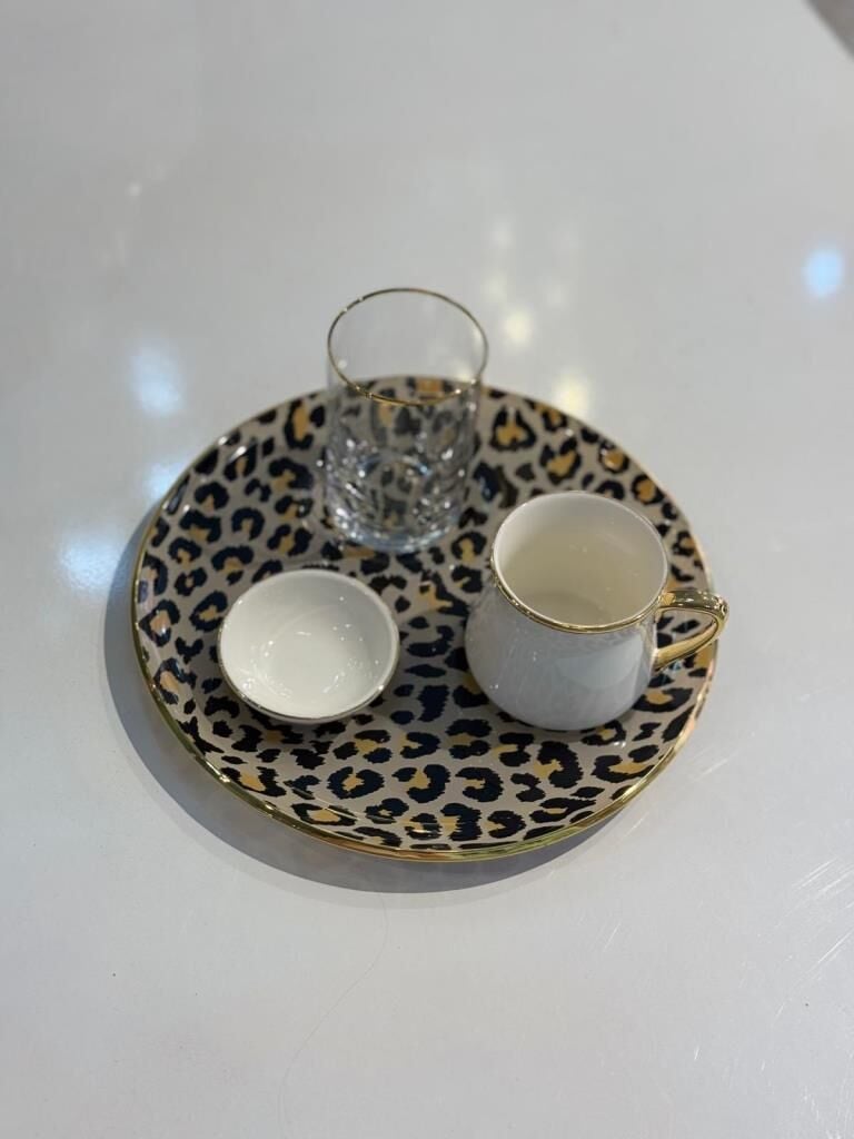 LEOPAR SOMON YUVARLAK 4 PARÇA KAHVE SETİ
