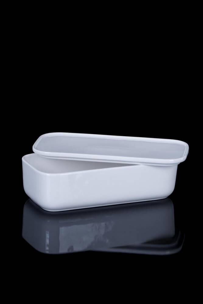 BEYAZ PORSELEN KAPAKLI KASE 18X9X5CM