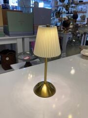 KREM ALTIN MASA LAMBASI 11X29CM